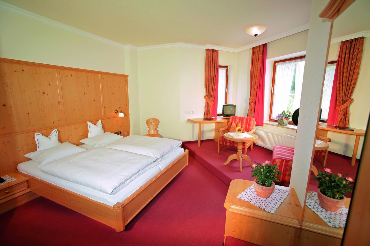 Postgasthof, Hotel Rote-Wand ไบริชเซลล์ ภายนอก รูปภาพ