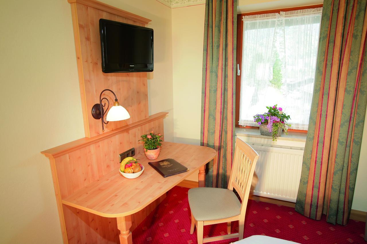 Postgasthof, Hotel Rote-Wand ไบริชเซลล์ ภายนอก รูปภาพ
